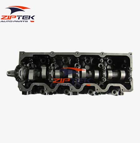 Toyota Hilux 2400 11101-54111 909055 2.4D 2L2 Cylinder Head Assy